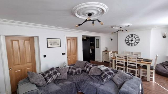 6 Church Street, Whitehaven - Perfect Deployment Location For Coast To Coast Cyclists & Hikers Екстер'єр фото